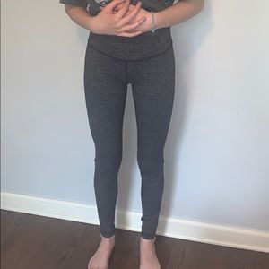 Lululemon zig-zag patterned leggings